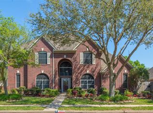 1203 Eagle Lakes Dr, Friendswood, TX 77546