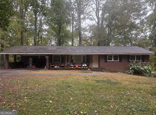 9177 Woodhaven Dr NW, Covington, GA 30014