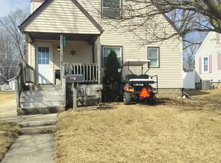 239 S Locust St, Manteno, IL 60950