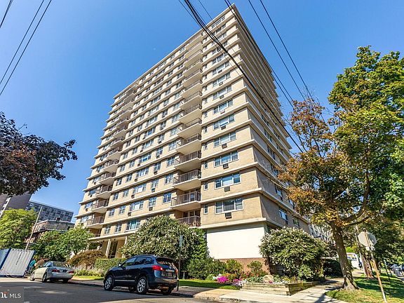 2nd image of Unit 1301 N Harrison St Unit 1301-1201