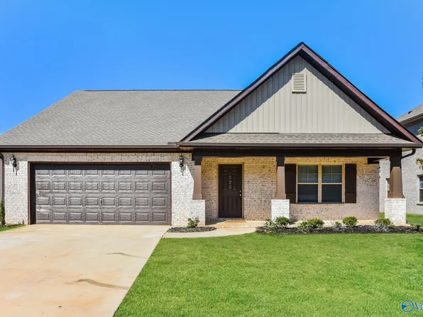 228 Shubert Dr, Hazel Green, AL 35750