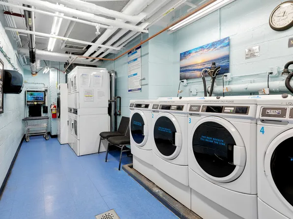 7259 Shore Road image 8 of 10