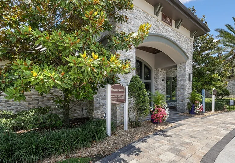 Lantower Grande Pines — Photo 19