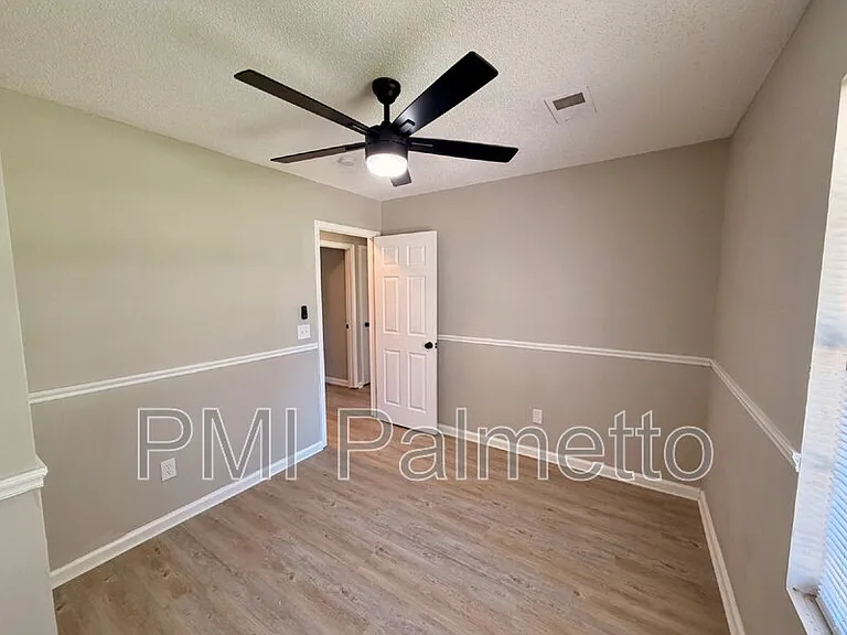 22 Sweet Thorne Cir — Photo 12