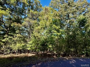 2015 Heather Dr, Lake Sherwood, MO