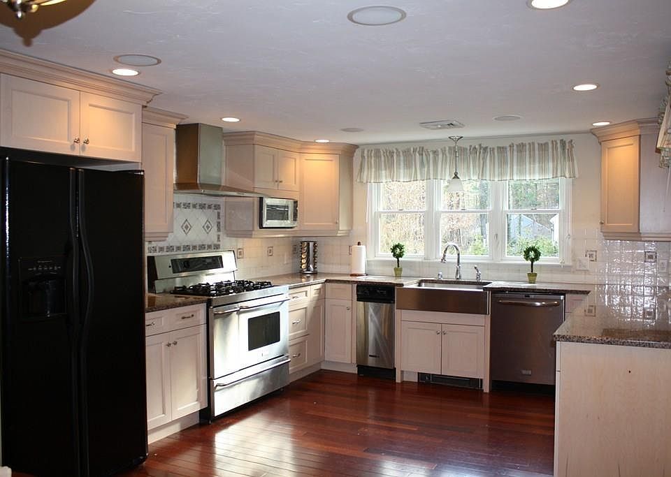 135 Rugani Ave, Marshfield, MA 02050 Zillow