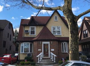 8518 Wareham Pl, Jamaica, NY 11432