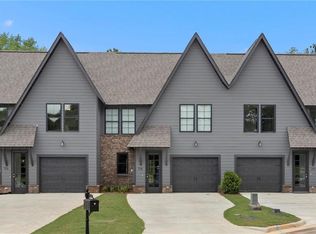 716 Cyprus Cove Dr, Auburn, AL 36830