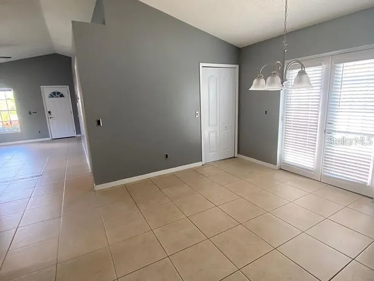 9655 Hollyhill Dr — Photo 9