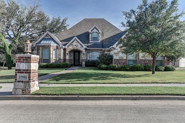 1st image of 15006 Sendero Ln