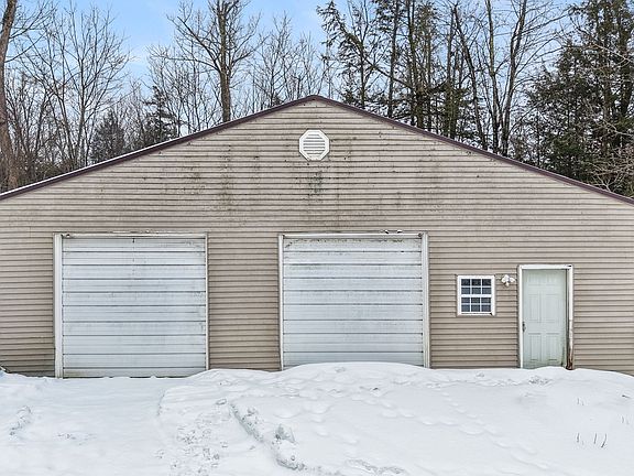 3rd image of 298 Gray Rd