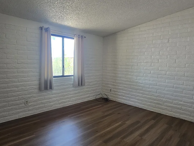 2351 W Placita Algodon — Photo 17
