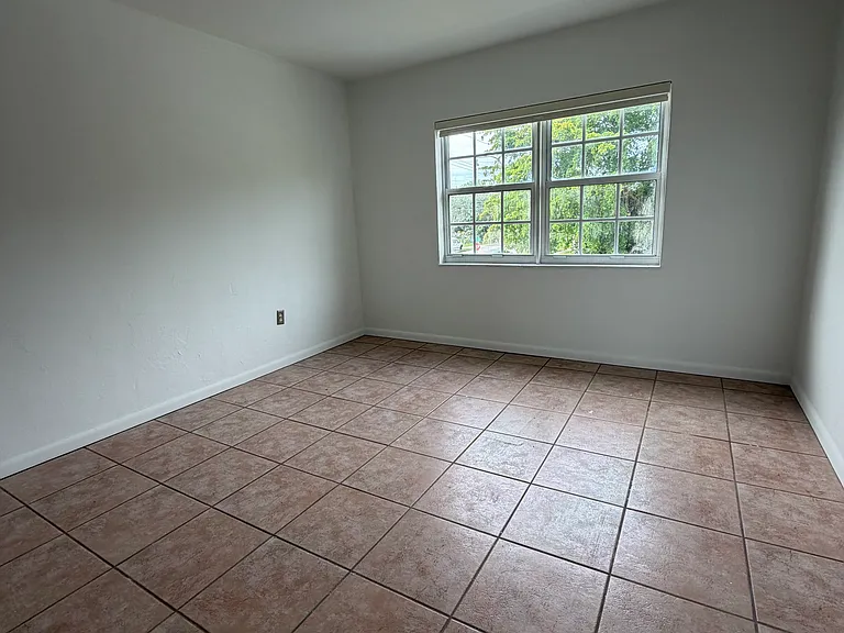6203 SW 21st St — Photo 7