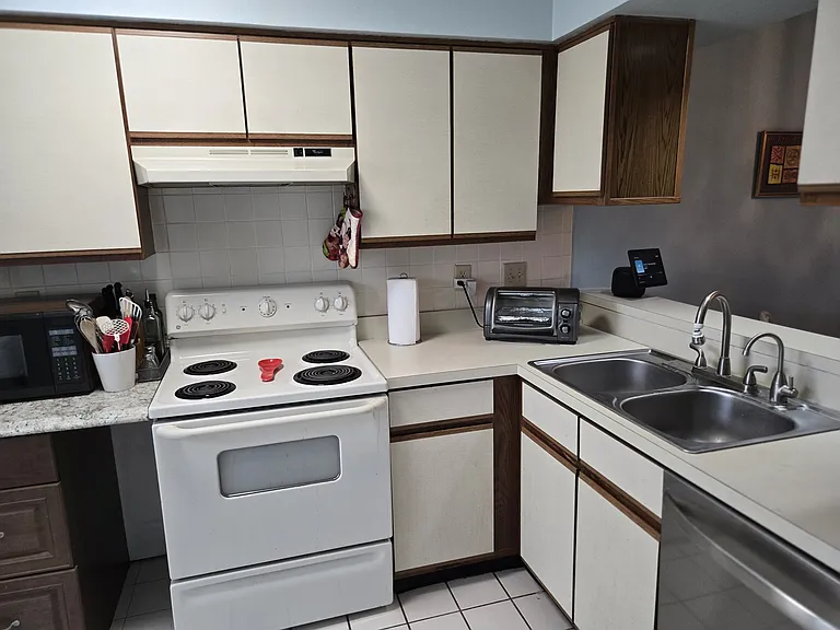 6509 Spring Flower Dr #13 — Photo 12