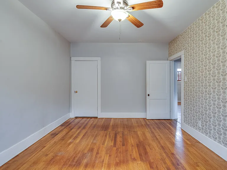 2293 Jackson Ave — Photo 23