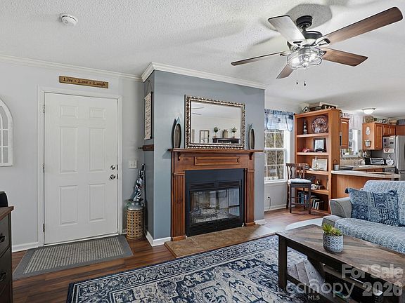 4th image of 9860 Southwinds Dr