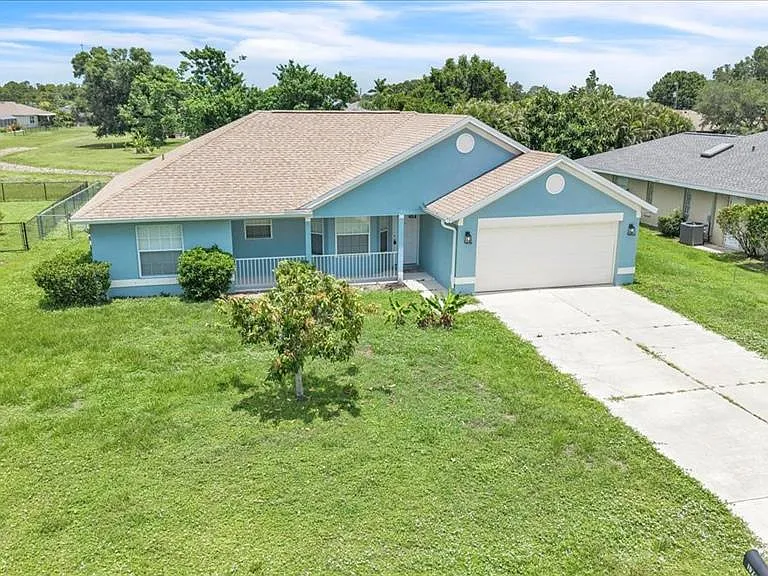 1708 Blue Lake Cir — Photo 41