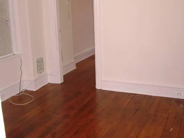 1307 Chelmsford Cir, Newark, DE 19713