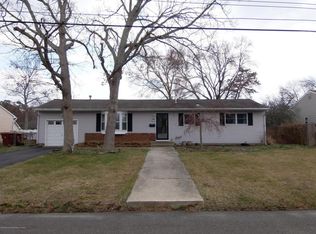 97 Shelley Ln, Bayville, NJ 08721