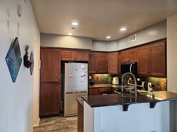 4th image of 5435 Soho View Ter Room A