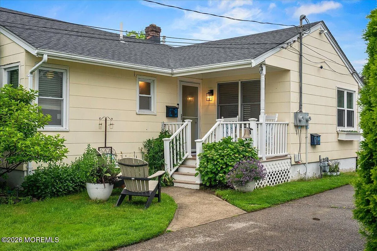3 bed, 1622 sqft, $2,700 — Photo 3