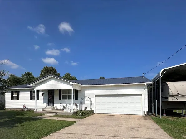 104 Karen St, Sikeston, MO 63801