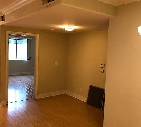 5th image of 11218 La Maida St APT 304