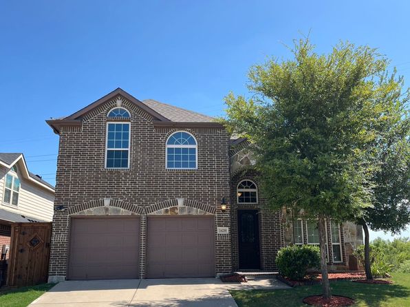 14200 Blueberry Hill Dr