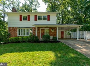 6407 Rivington Rd, Springfield, VA 22152