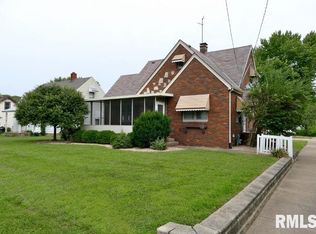 615 Meadow Ave, East Peoria, IL 61611