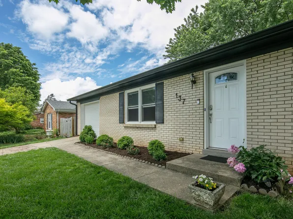 137 Dan Dr, Versailles, KY 40383