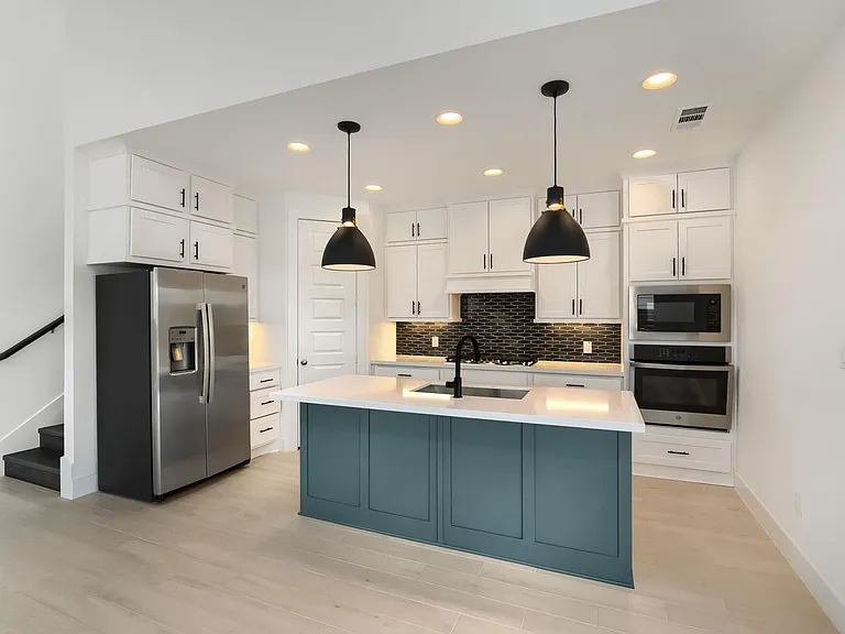 1505 Seeger Dr — Photo 8