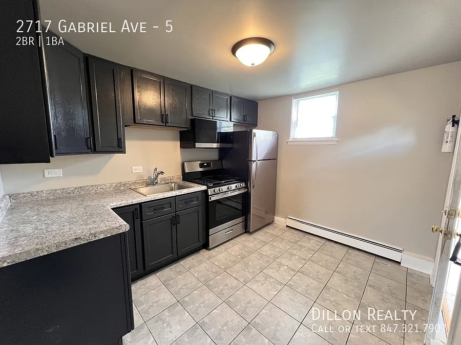 Building Photo - 2717 Gabriel Ave #5