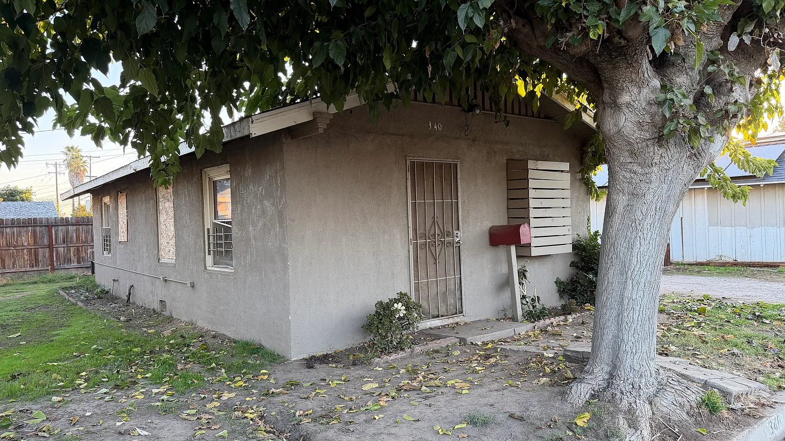 340 N 4th St photo 1