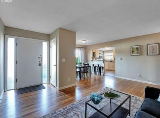 7534 NE Fremont St, Portland, OR 97213