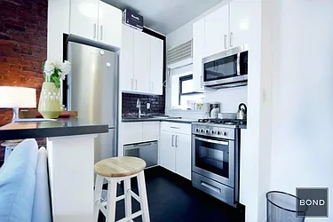 Rented by Bond New York