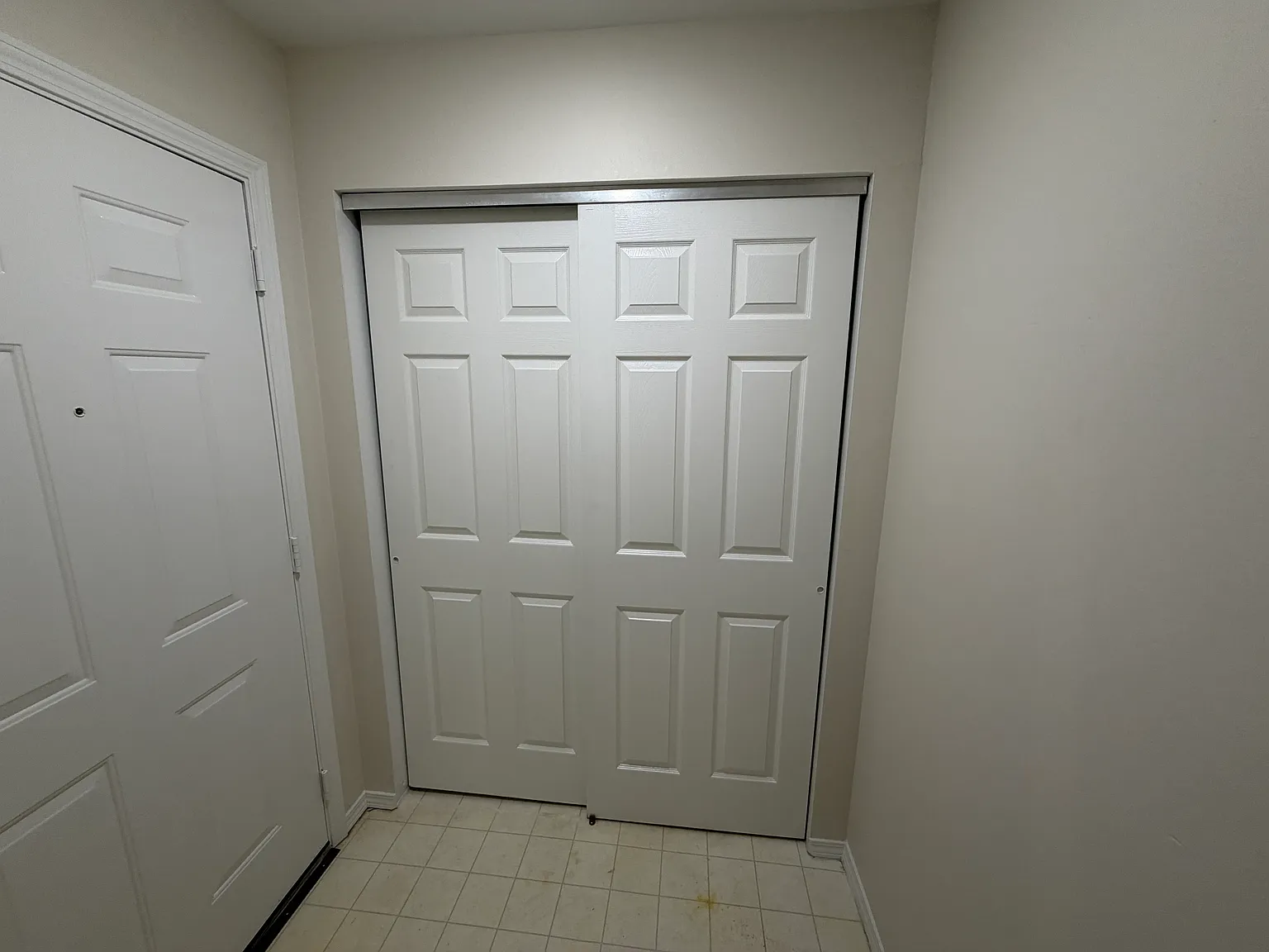 2 bed, 1086 sqft, $1,290 — Photo 3