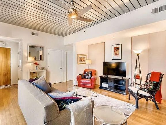 5th image of 620 Glen Iris Dr NE Unit 225