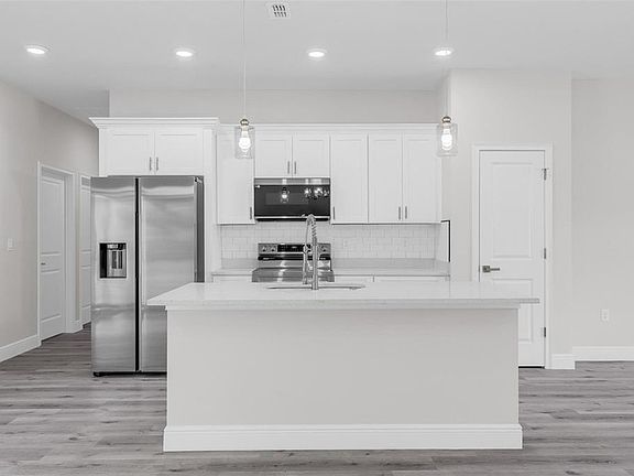 5th image of 1028 W CITRUS SPRINGS BOULEVARD