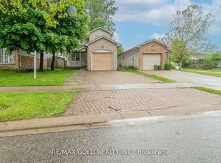 222 Fleming Dr, London, ON N5V 4Y9