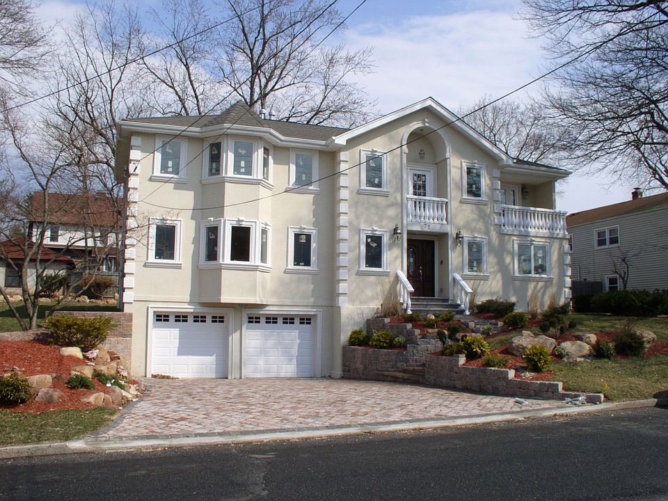 1st image of 71 Margie Ave