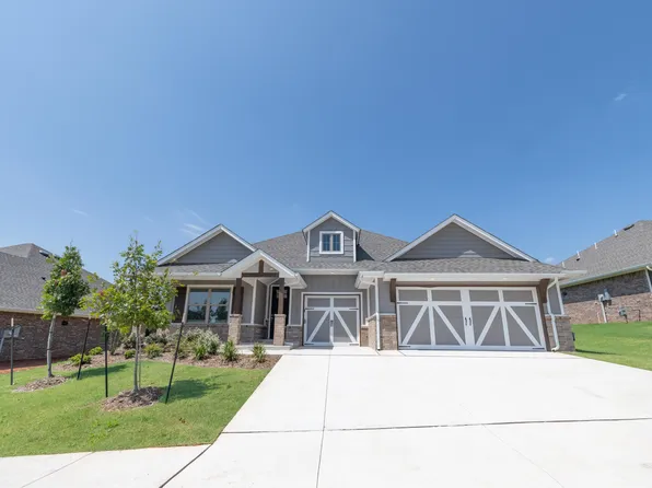 9009 Stark St, Edmond, OK 73007
