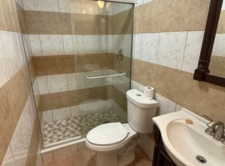 732 Dobson St APT 1, Evanston, IL 60202