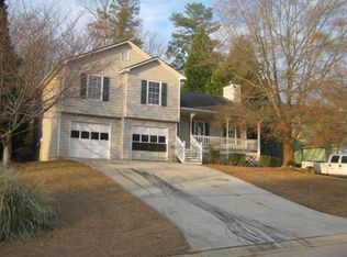 450 Allens Landing Ct, Lawrenceville, GA 30045