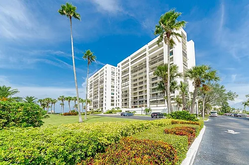 1460 Gulf Blvd Photo 1