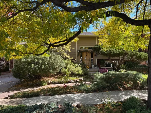 1270 Chambers Dr, Boulder, CO 80305