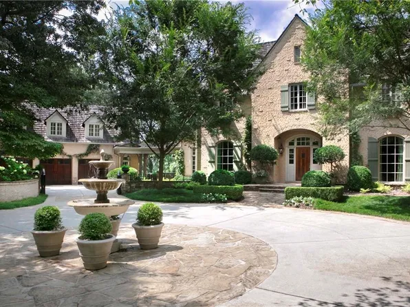 1005 Heards Ferry Rd NW, Sandy Springs, GA 30328
