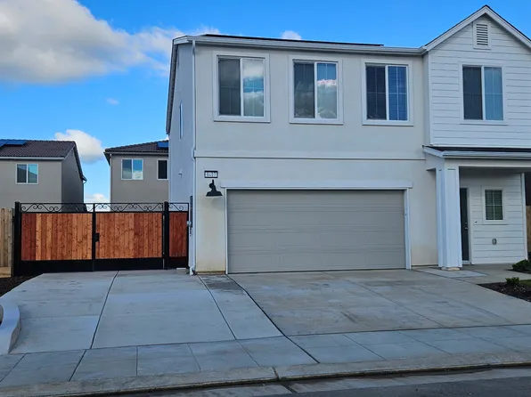 4417 Hampton Way, Clovis, CA 93619