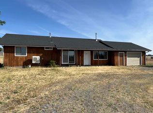 5637 Lightle Ln, Montague, CA 96064