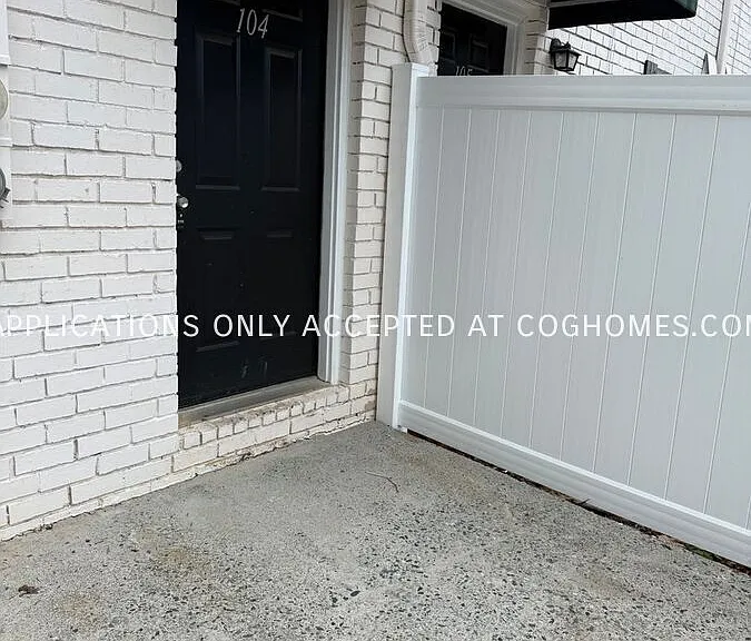 123 Saine Rd SW #104 — Photo 1